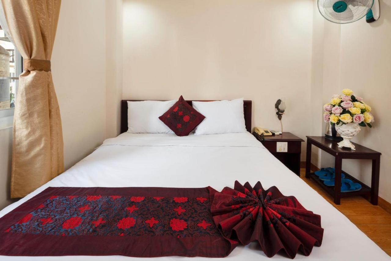 Carina Hotel На Транг Екстериор снимка