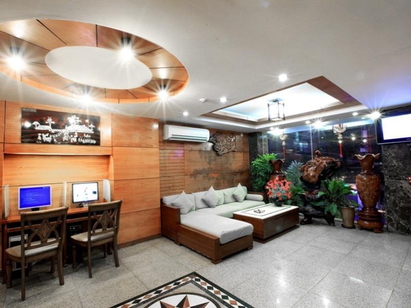 Carina Hotel На Транг Екстериор снимка
